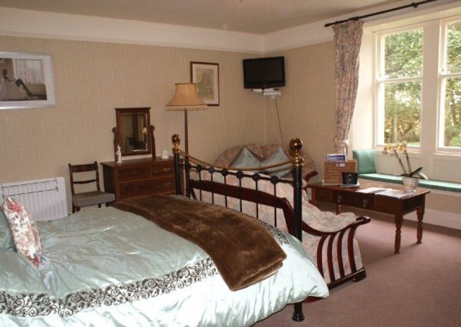 vn-large-The-Jill-Bedroom.jpg