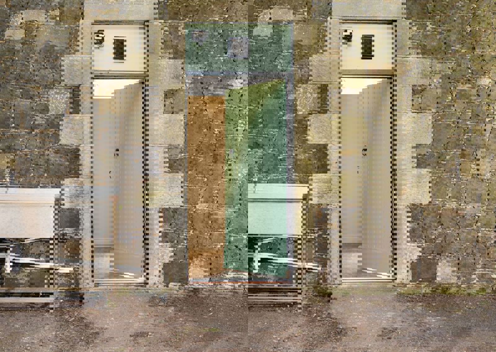 vn-large-The-facilities