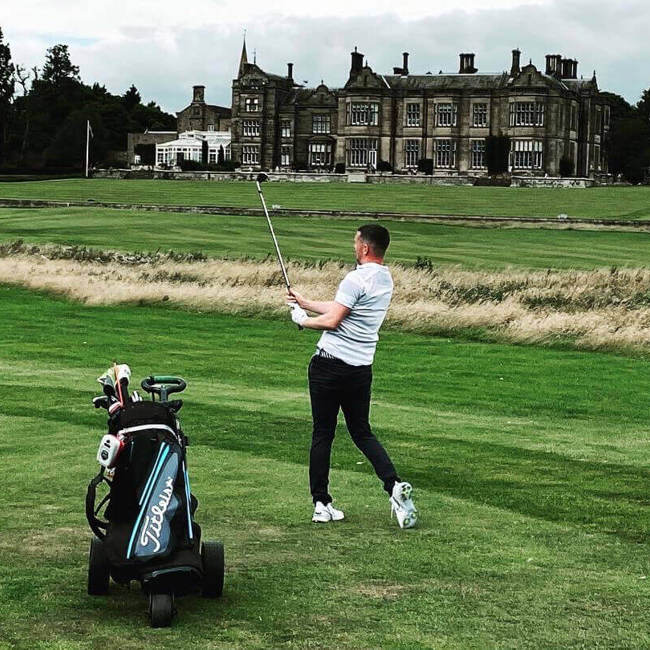 Activities-golf-HERO-credit-to-@mattdar1
