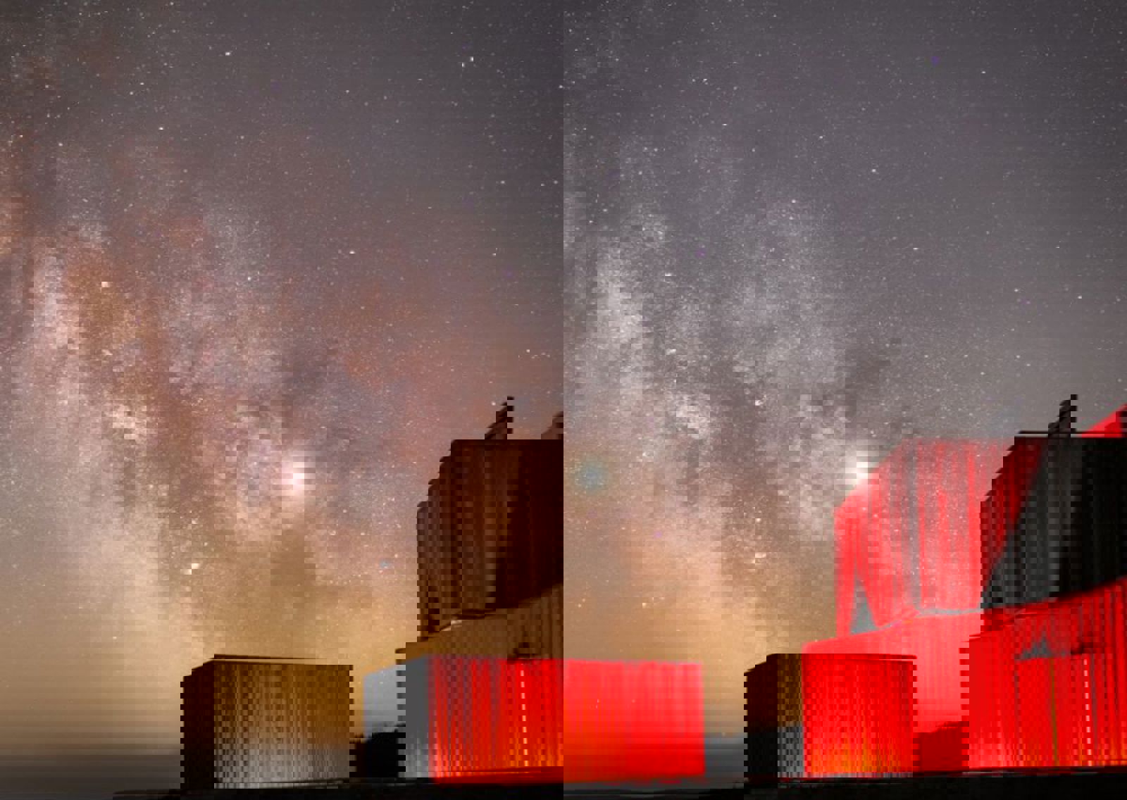 vn-large-Galactic-centre-rising-above-Kielder-Observatory.jpg