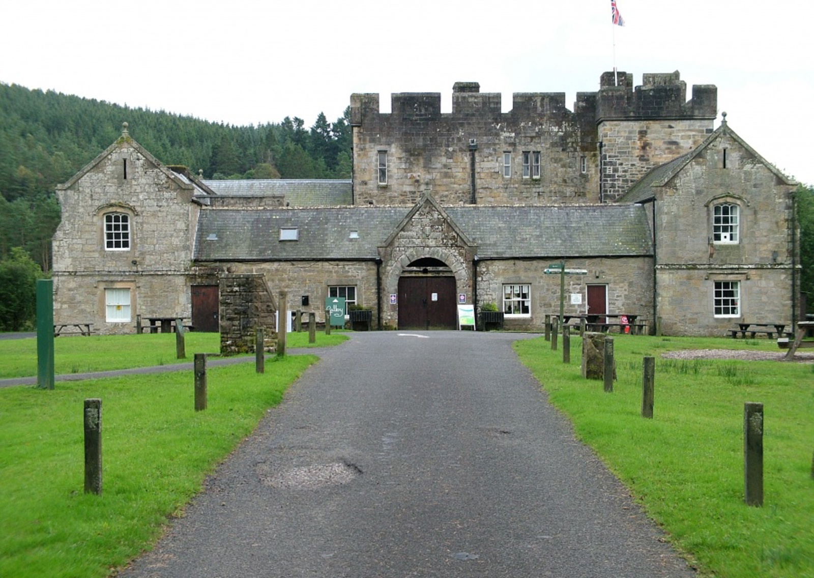 vn-large-Kielder-Castle