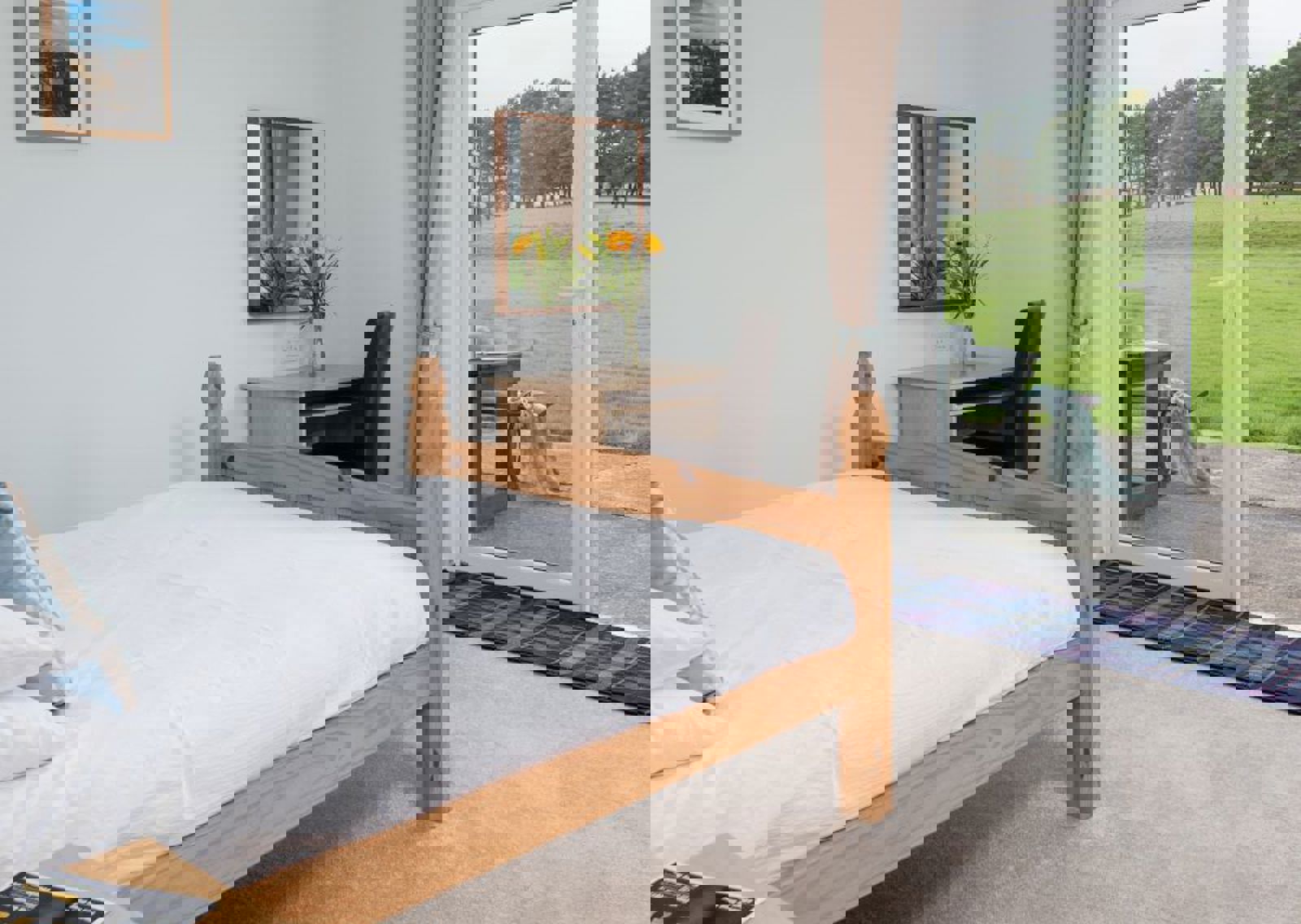 vn-large-Hadrian-double-bedroom.jpg