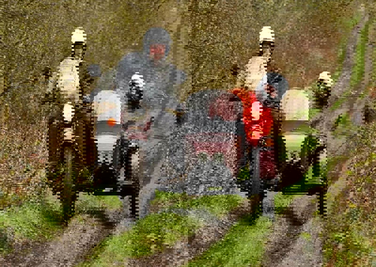 Muddy-track