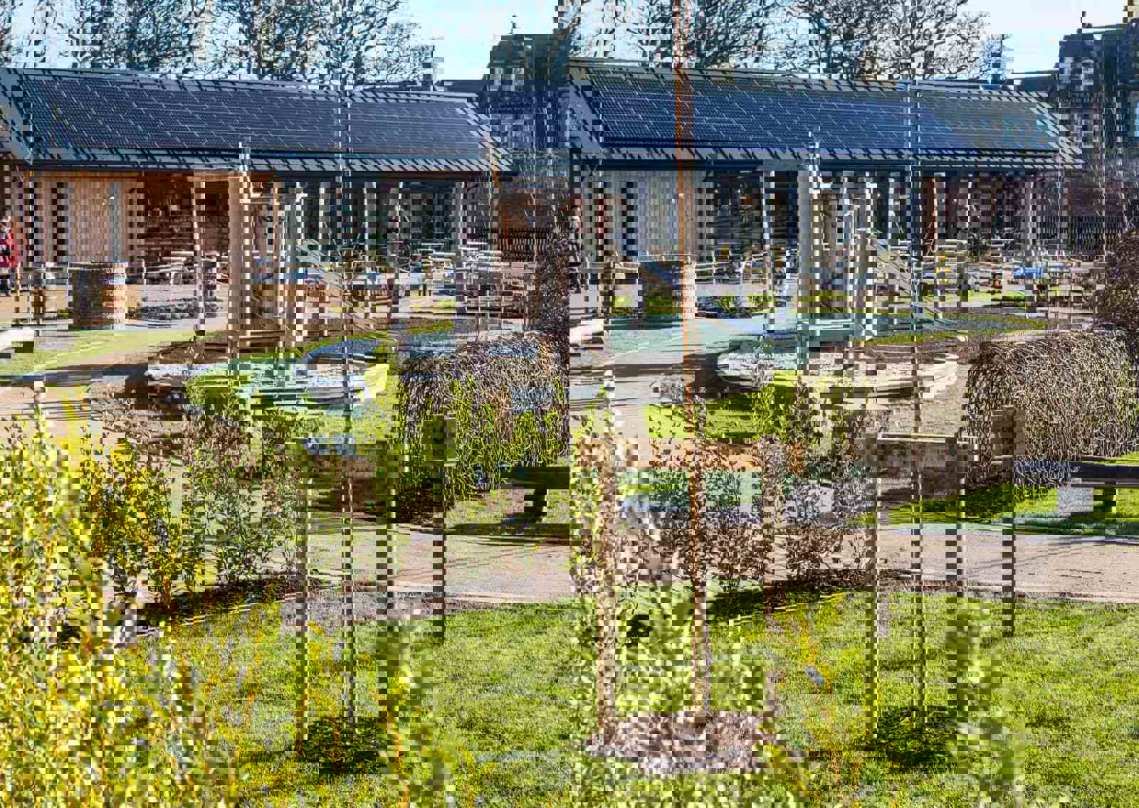 Cafe-and-Playground