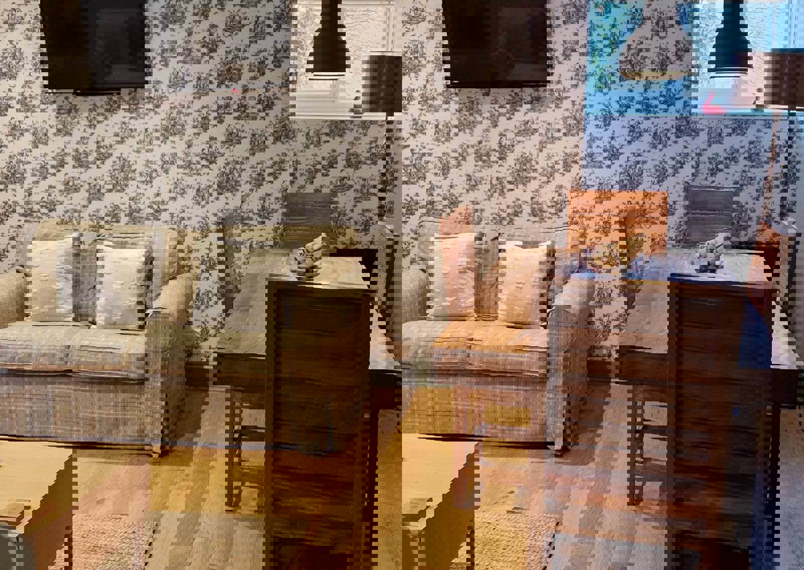 Rosybank-dining-area
