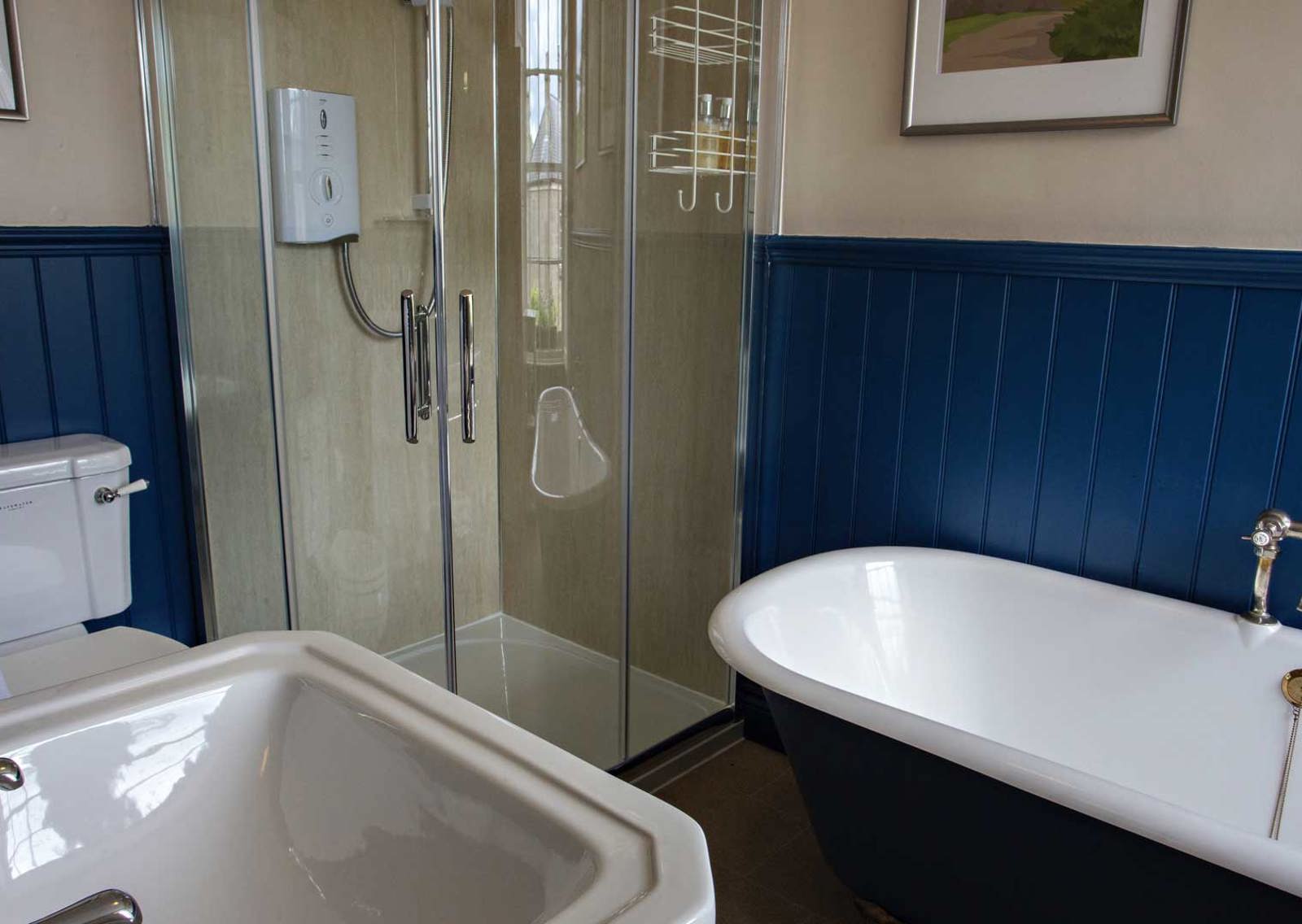 blue-bathroom
