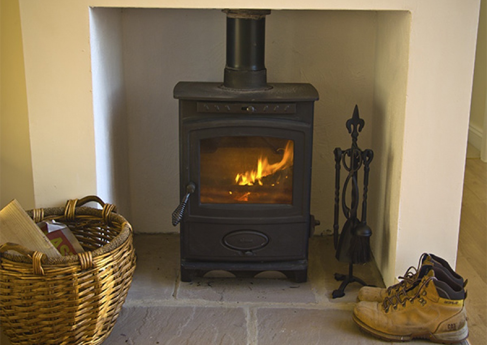 vn-large-Wood-Burning-Stove
