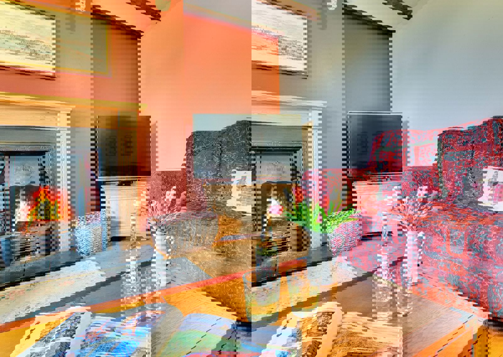 vn-large-lounge