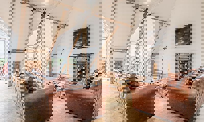 vn-large-The-Penthouse-at-South-View-House.jpg
