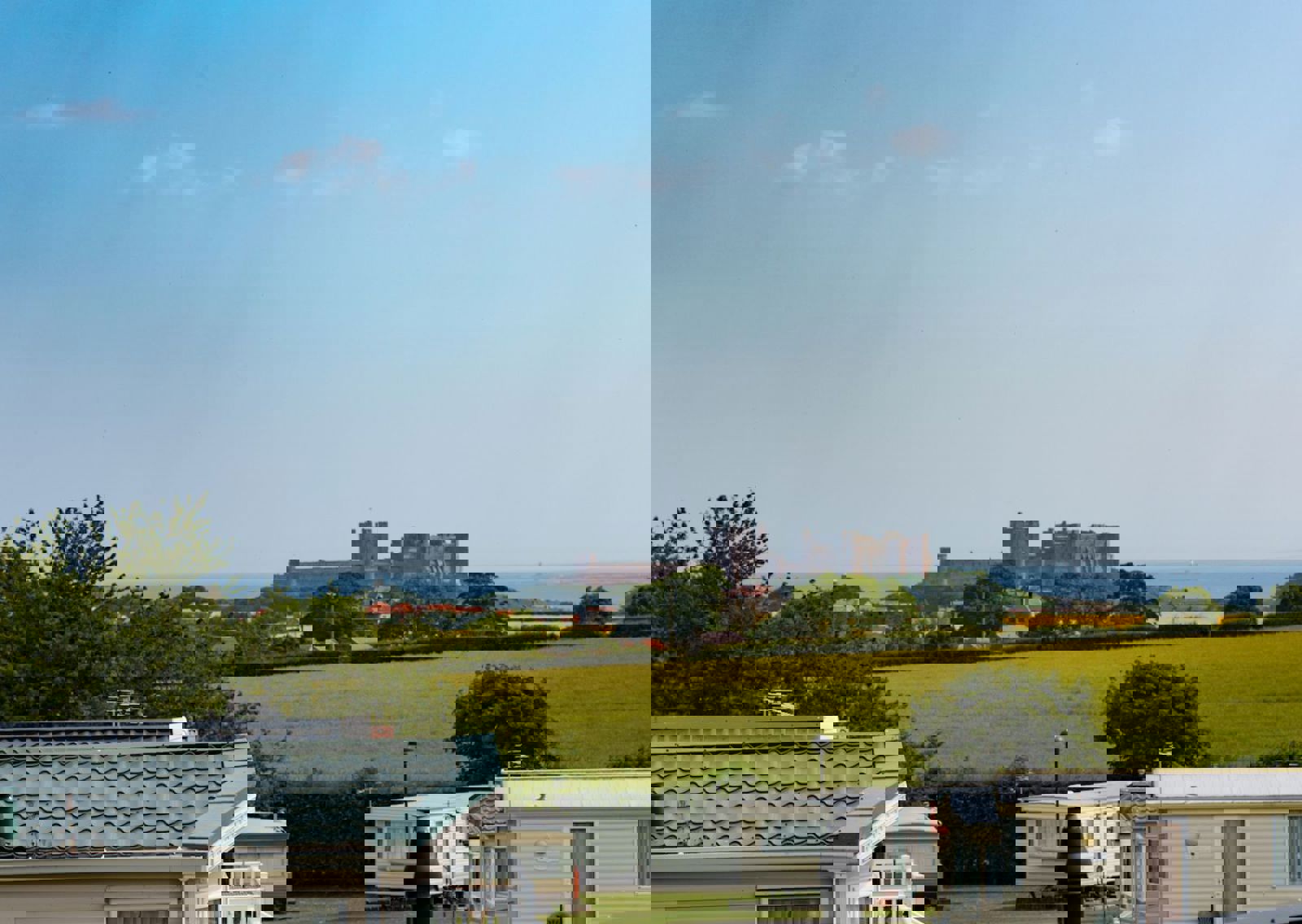 vn-large-Castle-views-at-Glororum-.jpeg