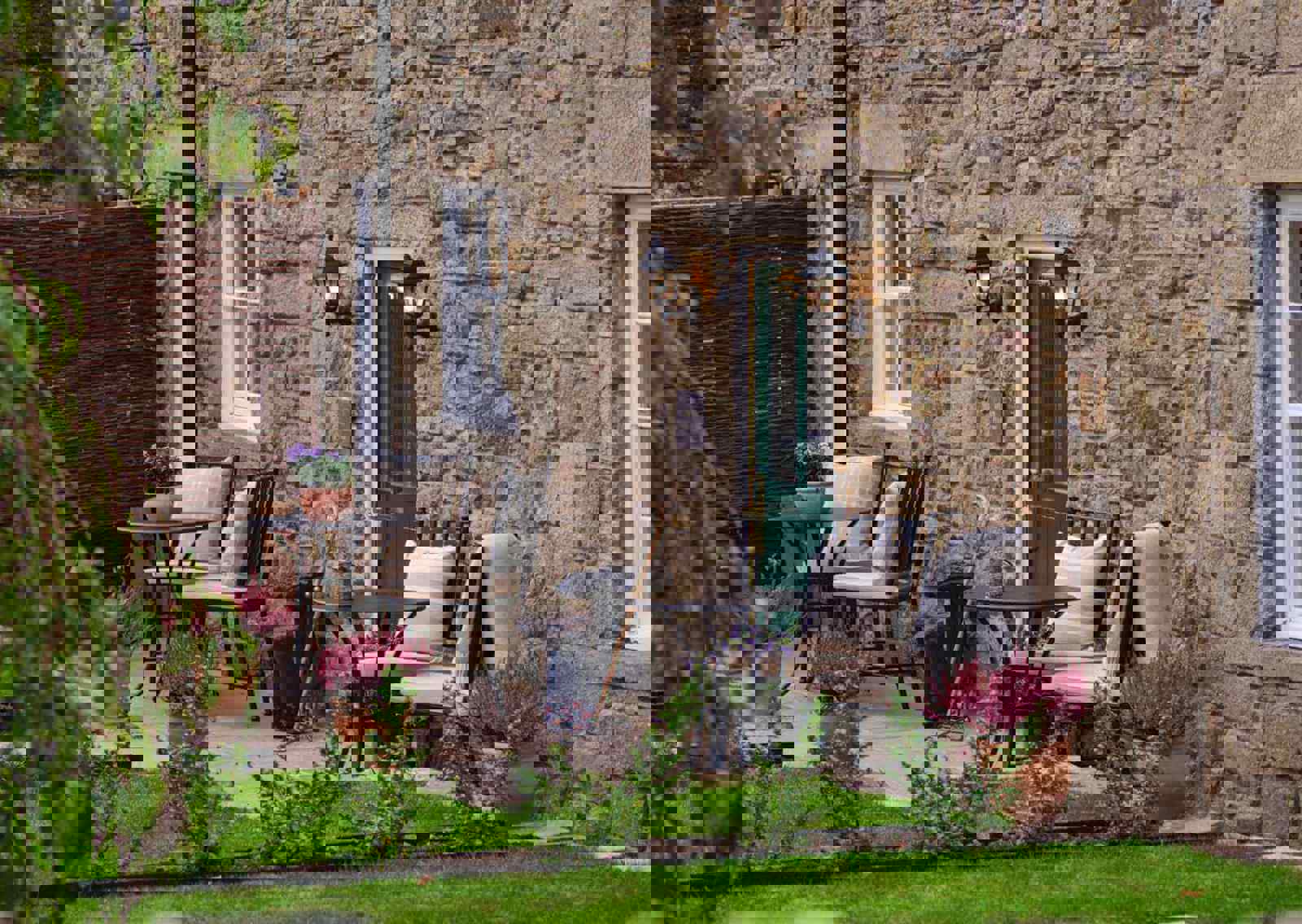 lord-crewe-garden-rooms