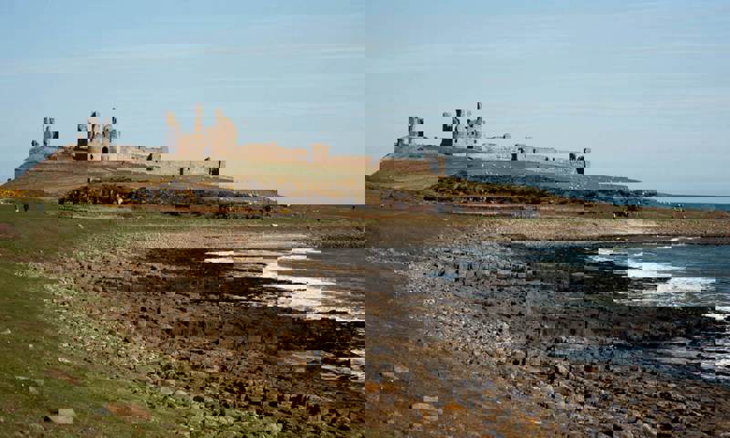 Dunstanburgh-55196-1