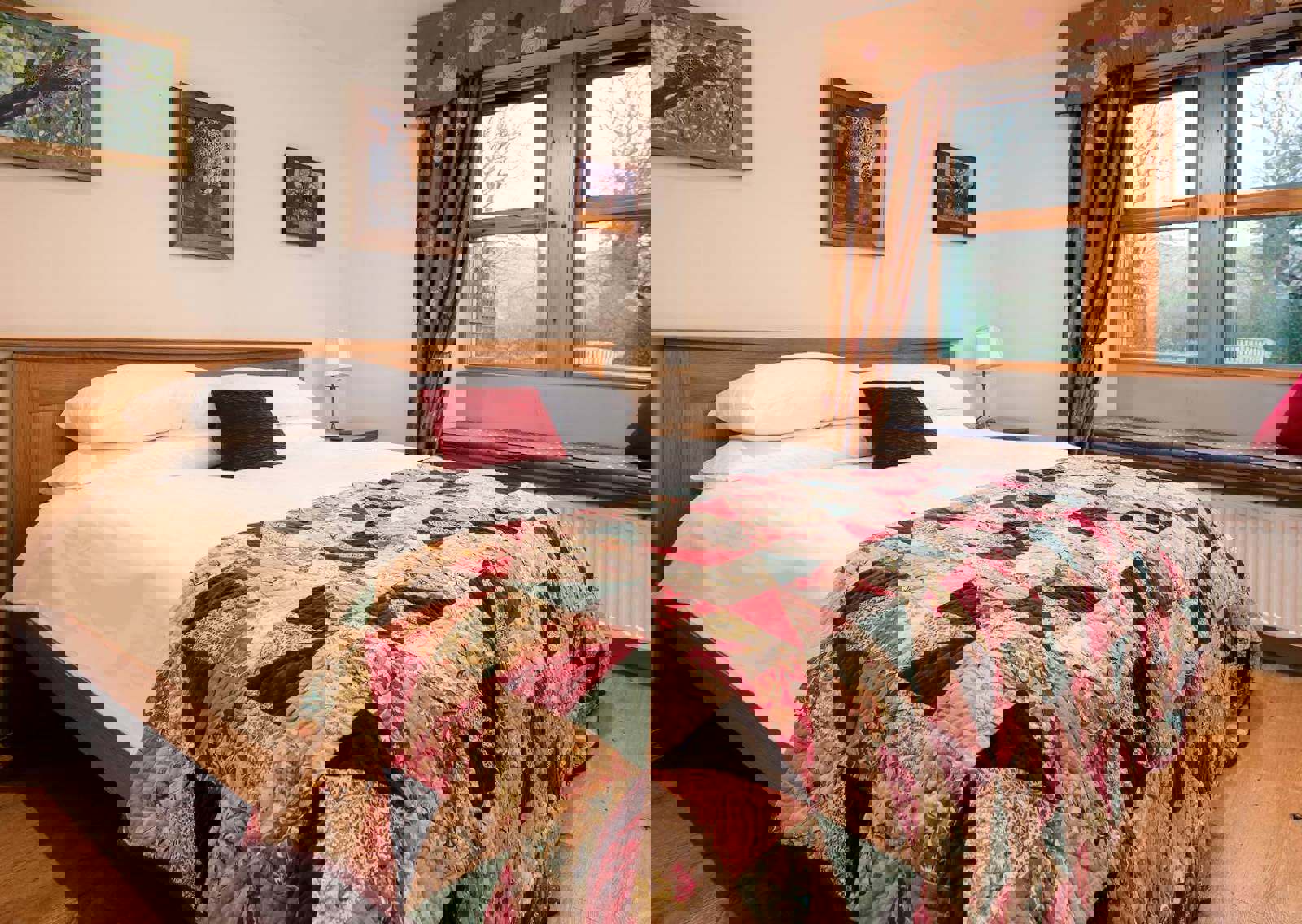 gate-lodge-bedroom