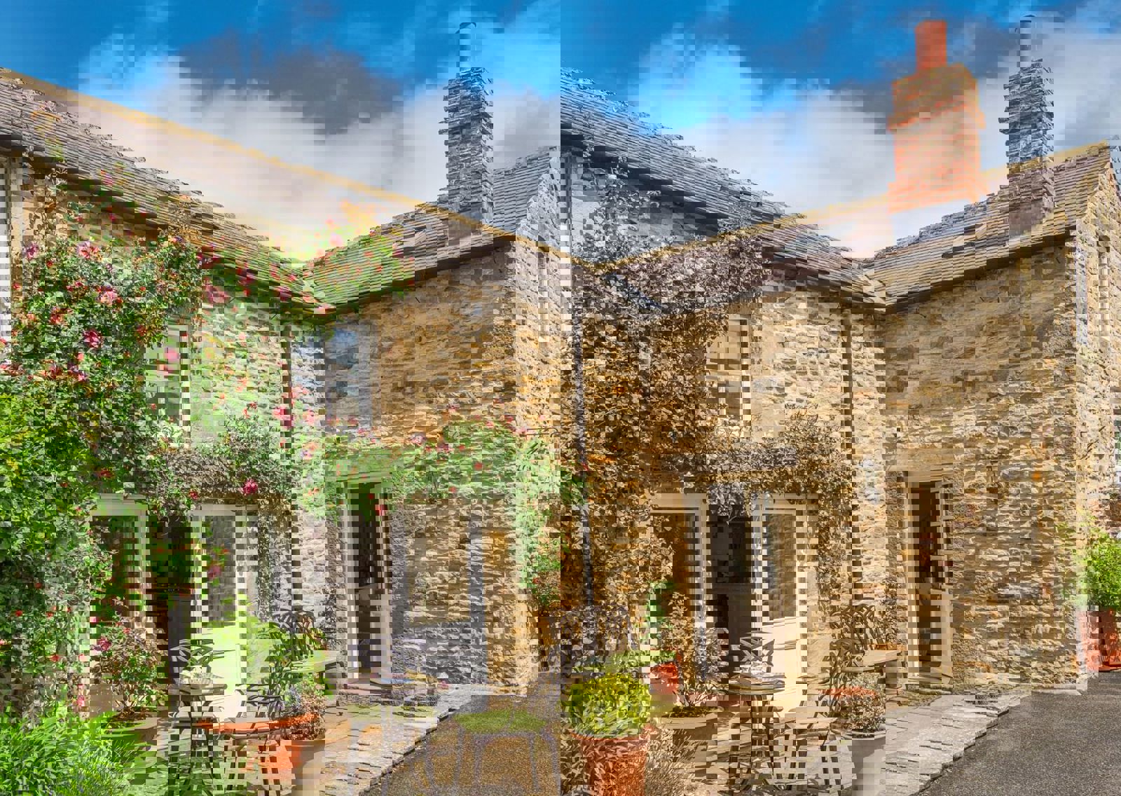 vn-large-Middle-Cottage-Gunnerton.jpg