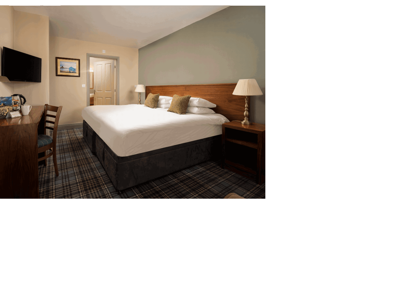 Lindisfarne-inn-Double-Bedroom