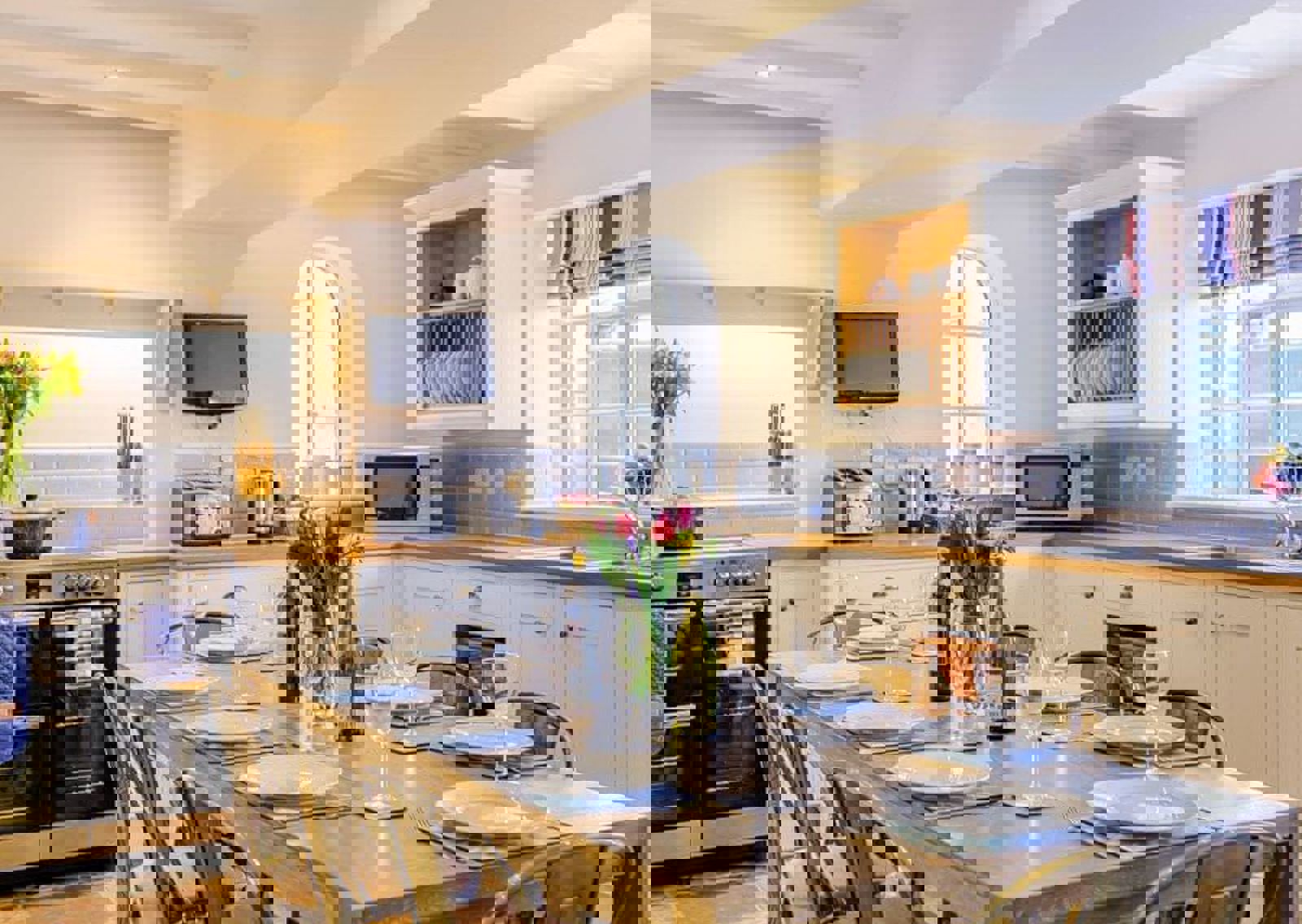 vn-large-The-Porthole-Kitchen.jpg