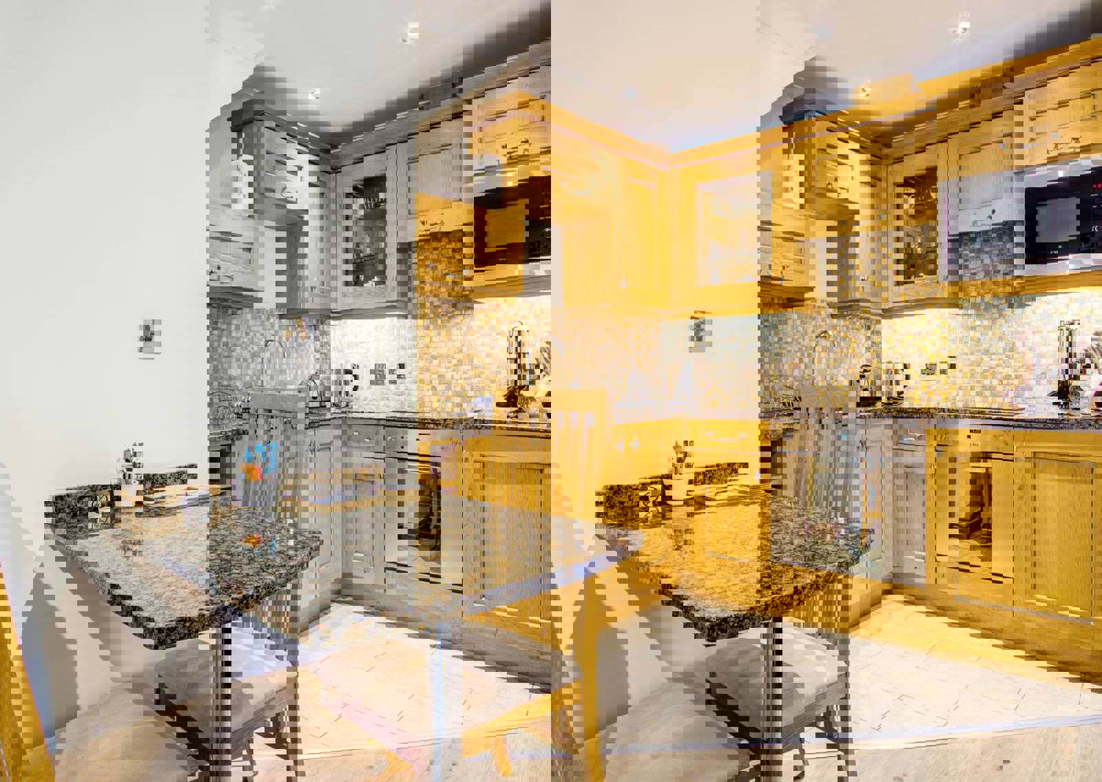 13-Kitchen_1