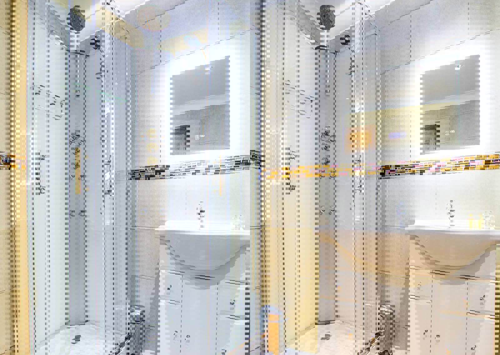 12-Bathroom
