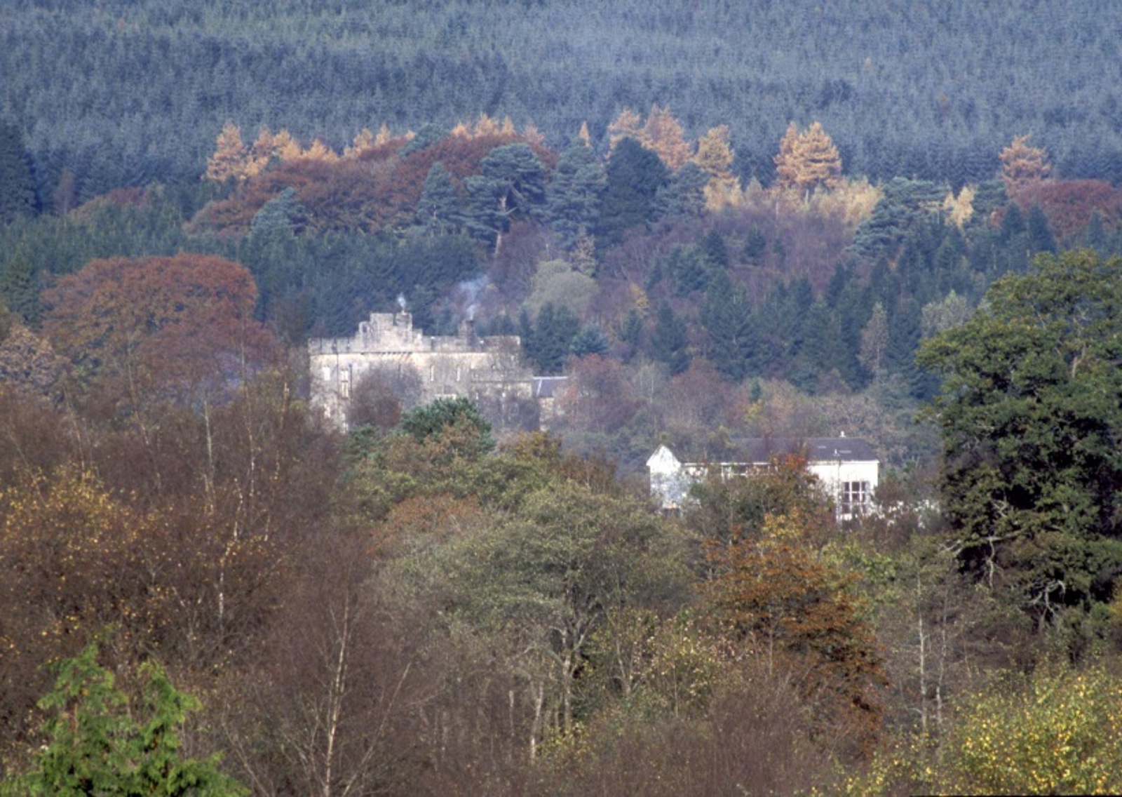 vn-large-Kielder-Castle-from-Viaduct.jpg
