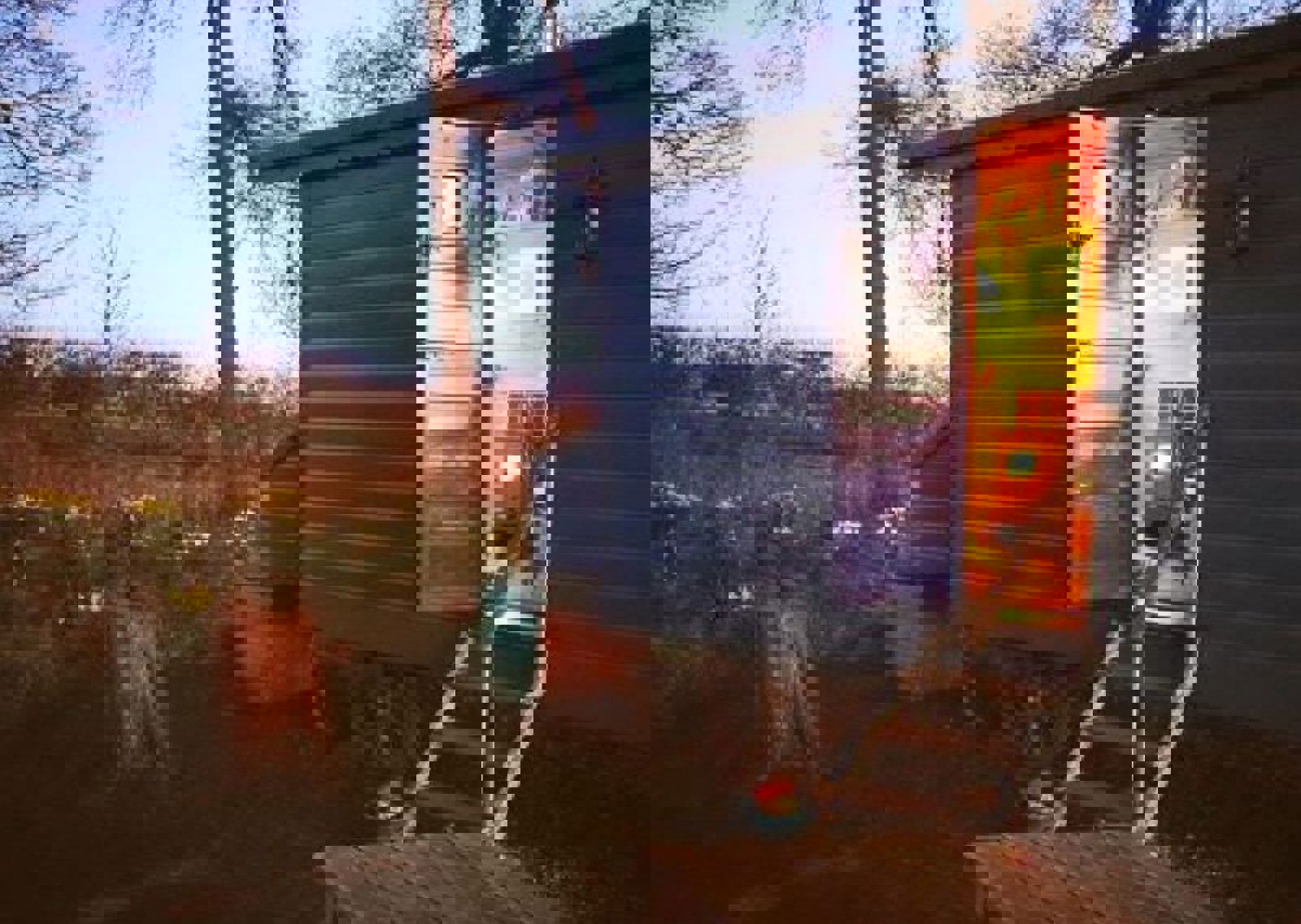vn-large-Harvest-Hut-Chilling.jpg