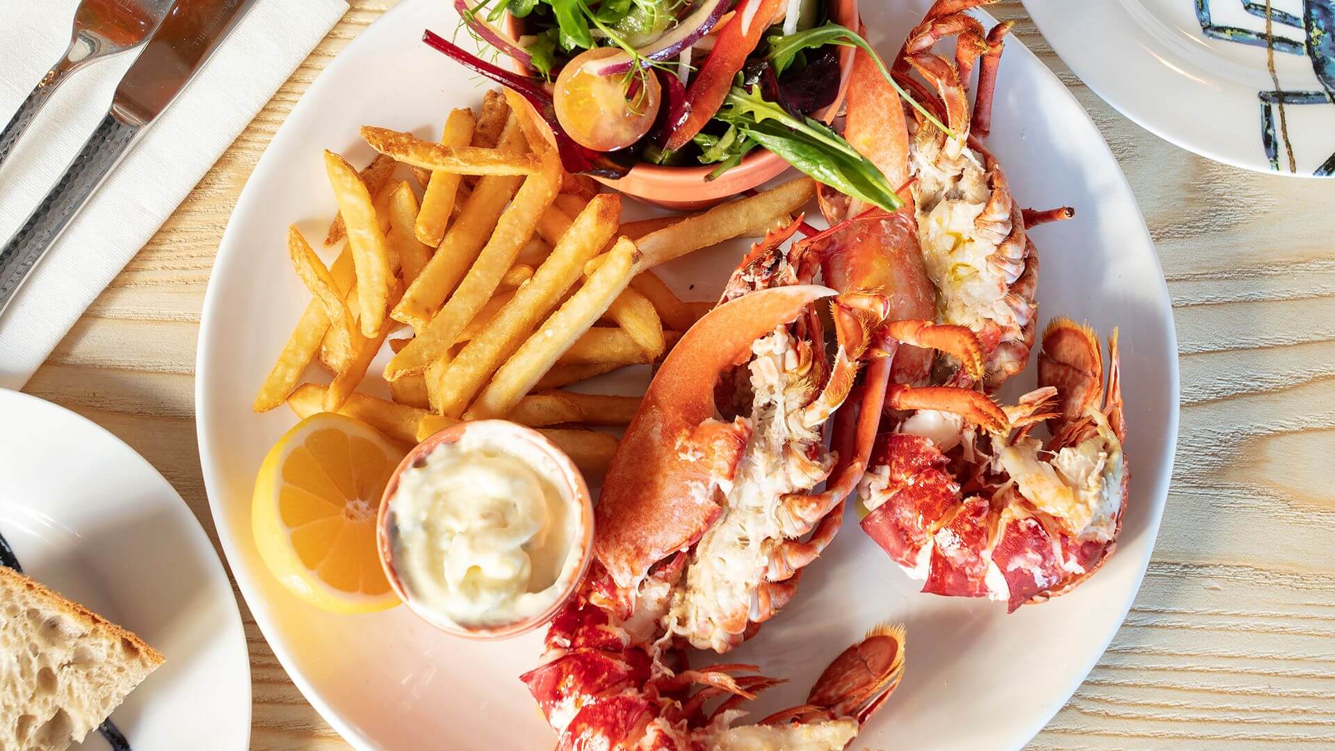 Potted_Lobster_Feb22_033-crop-landscape