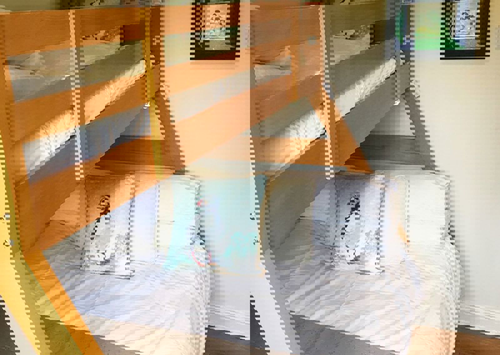 vn-large-Triple-bunk-bedroom.jpg