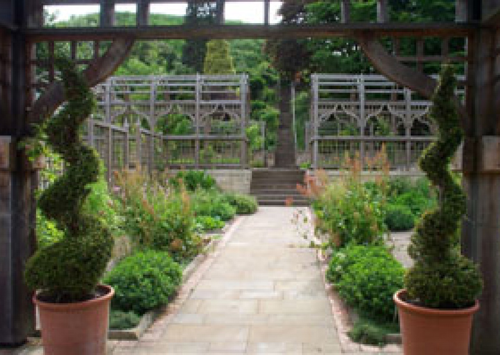 vn-large-William-Turner-Garden.jpg