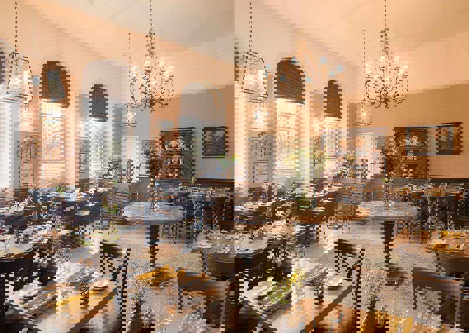 lord-crewe-dining