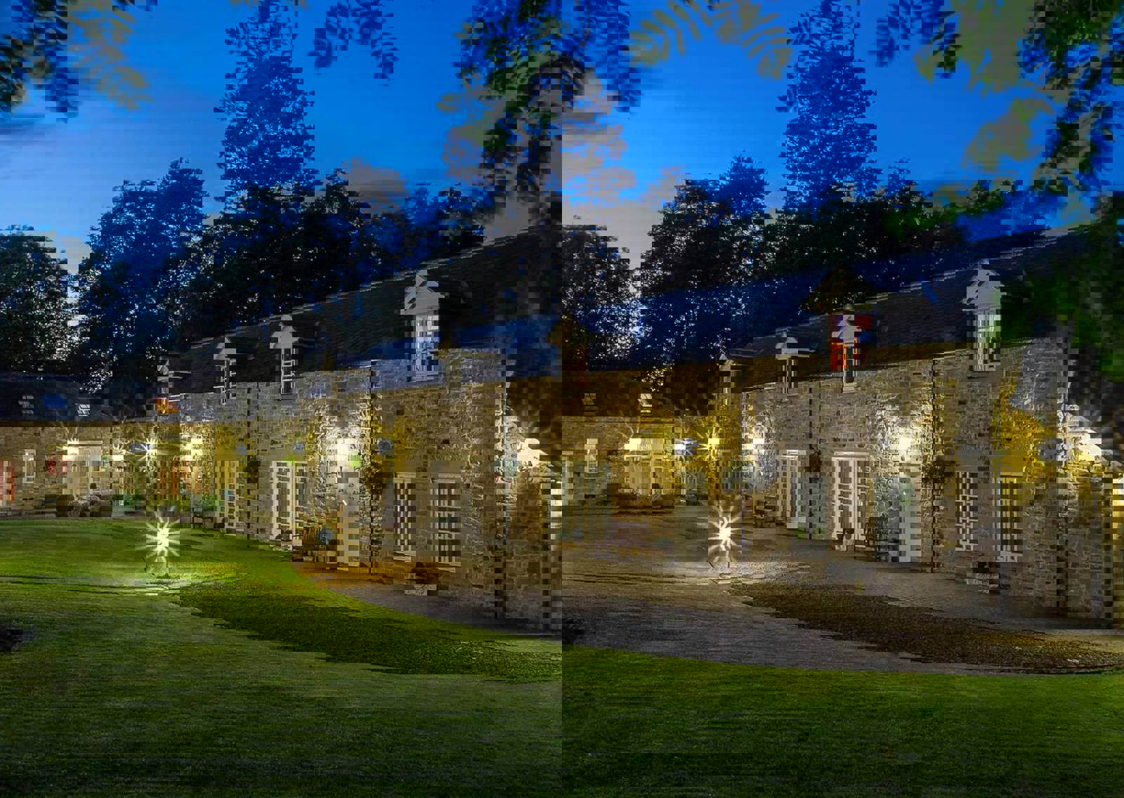 Lodge-Rooms